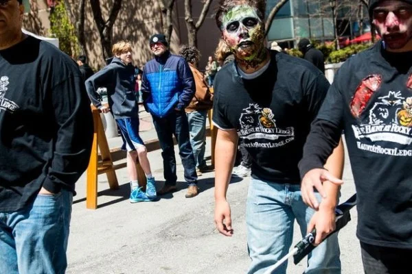 纳斯卡季后赛拉尔森与布施争冠分析 车手状态战术赛程压力全解读